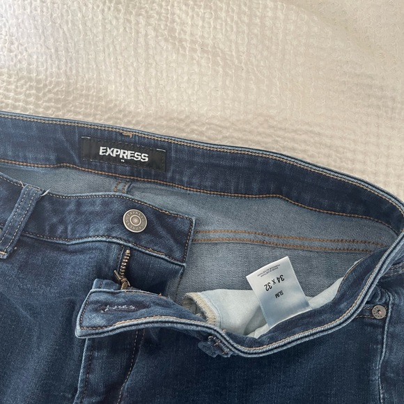 Express hyper stretch slim fit jeans 2 pair 33/32 and 3 pair of 34/32. $20 each. - Picture 12 of 12